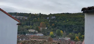 Vista general de una montaña o vista desde el apartamento