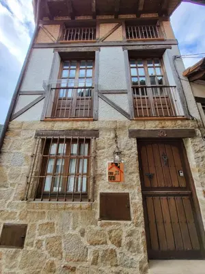 Edificio en el que se encuentra el chalet de montaña