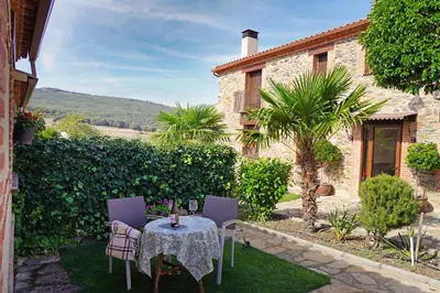 Paisaje cerca of this country house