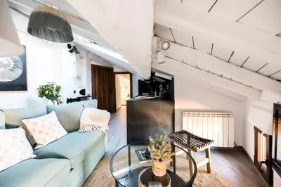 Una televisión o centro de entretenimiento en Apartamentos Rurales 