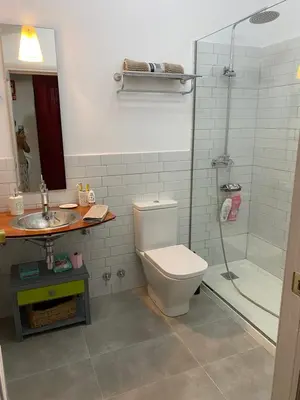 Un baño de La casa de Alejandra, planta alta.