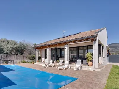 Piscina en o cerca de Villa Nadine 1307