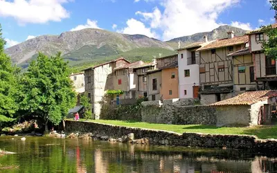 Paisaje cerca of this country house