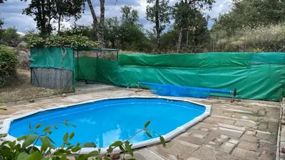 Piscina en o cerca de Los Robles Casa Rural 5 Estrellas de Calidad