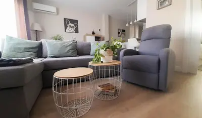 Zona de estar de Apartamento 2 HABITACIONES Las Clavellina de Moret AT-CC-00803 Cáceres