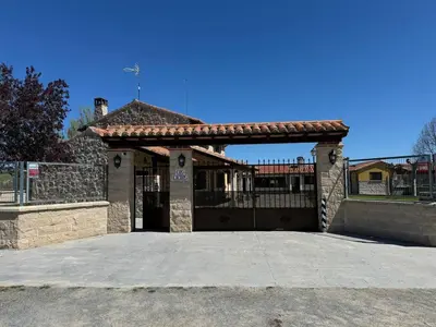 Edificio en el que se encuentra la casa o chalet