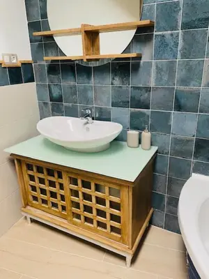Un baño de El Rincón de Victoria y Manolo