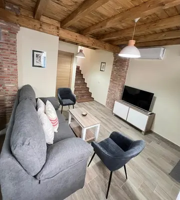 Una televisión o centro de entretenimiento en Casa Rural Casa Isabel