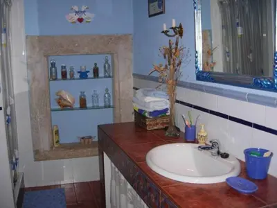 Un baño de Casa Rural El Cubano