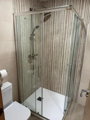 Un baño de Hostal cazalegas