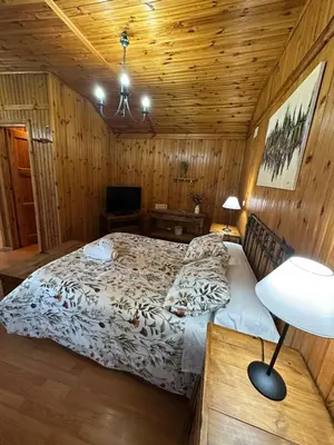Cama o camas de una habitación en Apartamentos LA CASONA DE JARAIZ