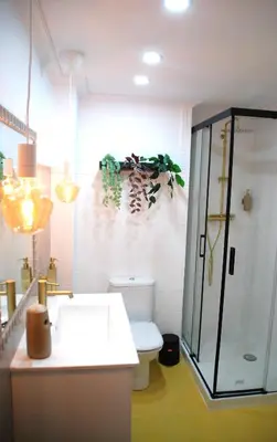 Un baño de EL RINCON DE MARKESA