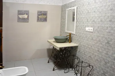 Un baño de La Posada de Redios
