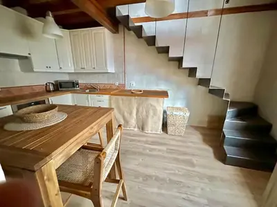 Una cocina o zona de cocina en Casa con Encanto en Candeleda