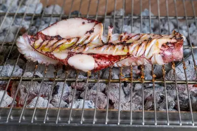 Barbacoa disponible para clientes en el hotel