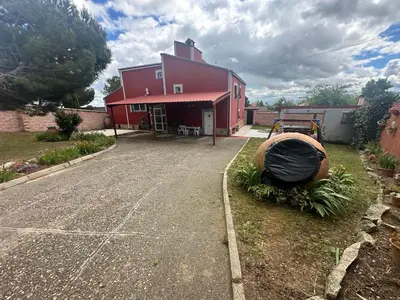 Edificio en el que se encuentra la casa o chalet