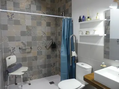 Un baño de La casa del rollo