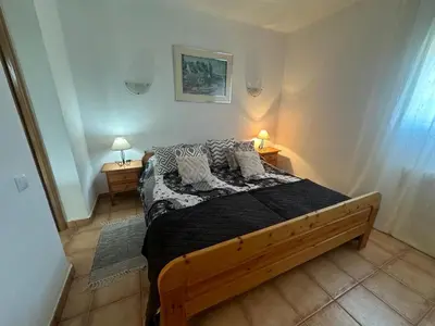 Cama o camas de una habitación en Casas Rurales La Picotilla y la Guija