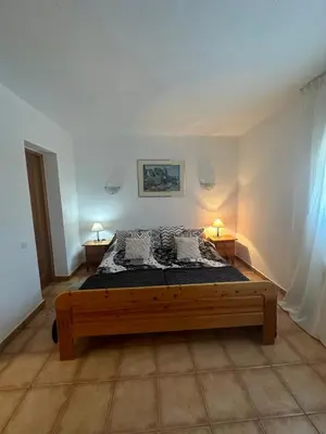 Cama o camas de una habitación en Casas Rurales La Picotilla y la Guija