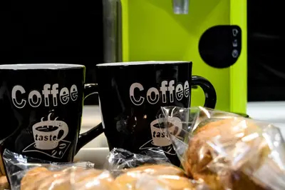 Utensilios para hacer té y café en Casa Spa El Capricho de Miguel