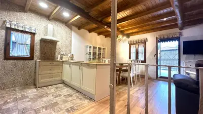 Una cocina o zona de cocina en Casa Rural Rio la Puente