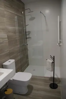 Un baño de Los Miliarios