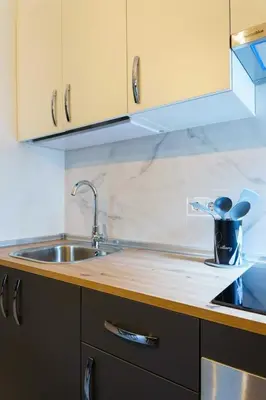 Una cocina o zona de cocina en Encantador piso a 7 min de Salamanca by beBalmy