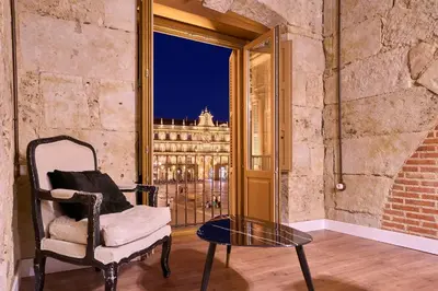 Zona de estar de El capricho Balcón en la Plaza Mayor Salamanca Collection Luxury