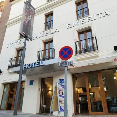 Edificio en el que se encuentra el hotel