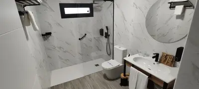 Un baño de El Mirador De Las Golondrinas NÚMERO DE REGISTRO TR CC 00551