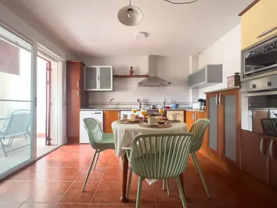Una cocina o zona de cocina en ArañueloHomes