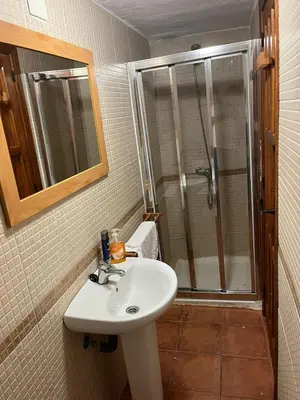 Un baño de Hosteria La Higuera H-CC-798