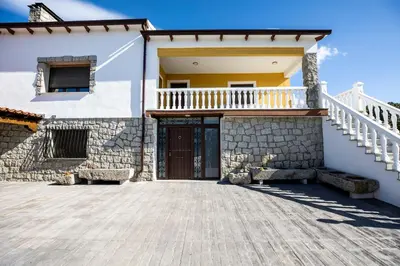 Edificio en el que se encuentra la casa o chalet
