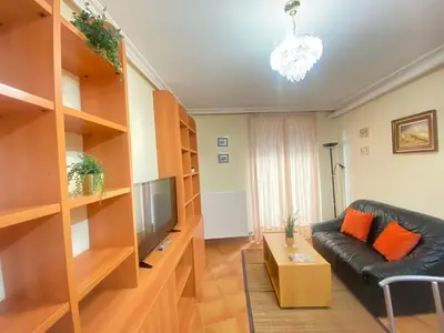 Una televisión o centro de entretenimiento en Casco antiguo! nuevo