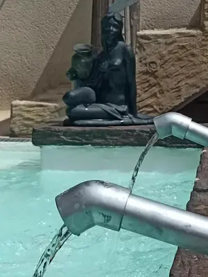 Piscina en o cerca de Ala Pa cá