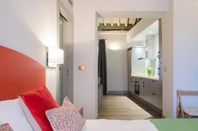 Una cocina o zona de cocina en Blue Windows House Apartamentos & Suites
