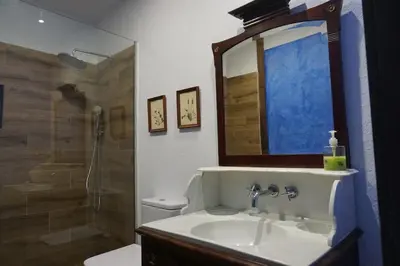 Un baño de Finca en El Monte de Béjar