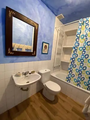 Un baño de Finca en El Monte de Béjar