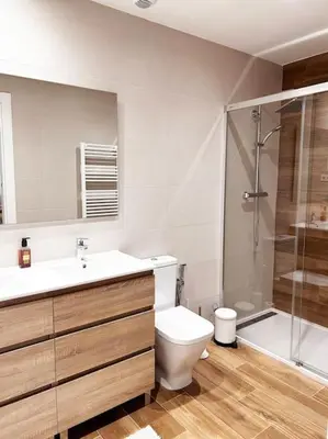 Un baño de Apartamento de cuatro habitaciones en Talavera