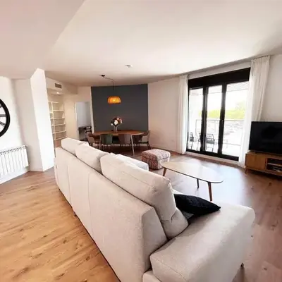 Apartamento de cuatro habitaciones en Talavera