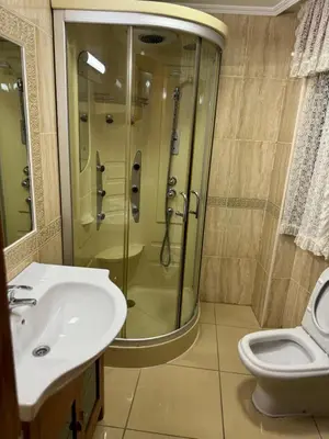 Un baño de Hostal de Cazalegas