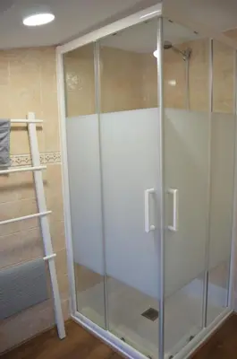 Un baño de Vut Casa de los Leales - Ávila