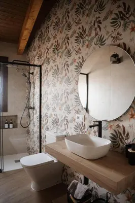 Un baño de El gallinero de la abuela Claudia