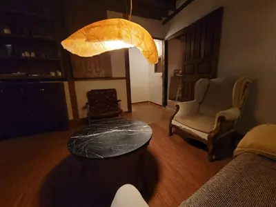Zona de estar de Dúplex independiente con acceso a patio y piscina La nueva Candeleda