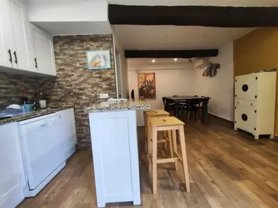 Una cocina o zona de cocina en Solaz del Ambroz Hervas 1