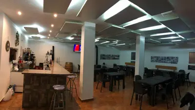 Un restaurante o sitio para comer en Albergue Peregrinos El Carrascalejo