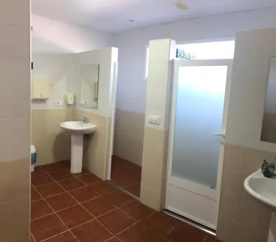 Un baño de Albergue Peregrinos El Carrascalejo