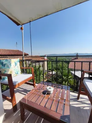 Un balcón o terraza de La Cabaña27