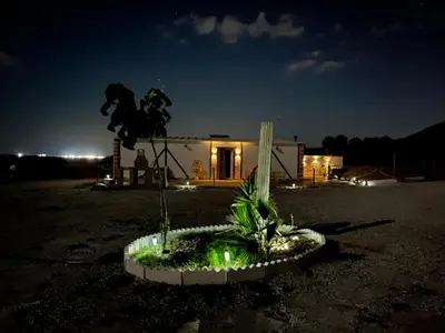 Jardín al aire libre en Casa Rural MaciasDehesa