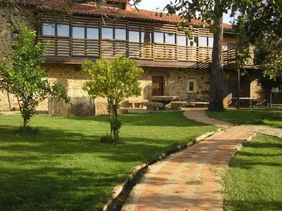 Jardín al aire libre en Casa Rural Sietevillas Padel